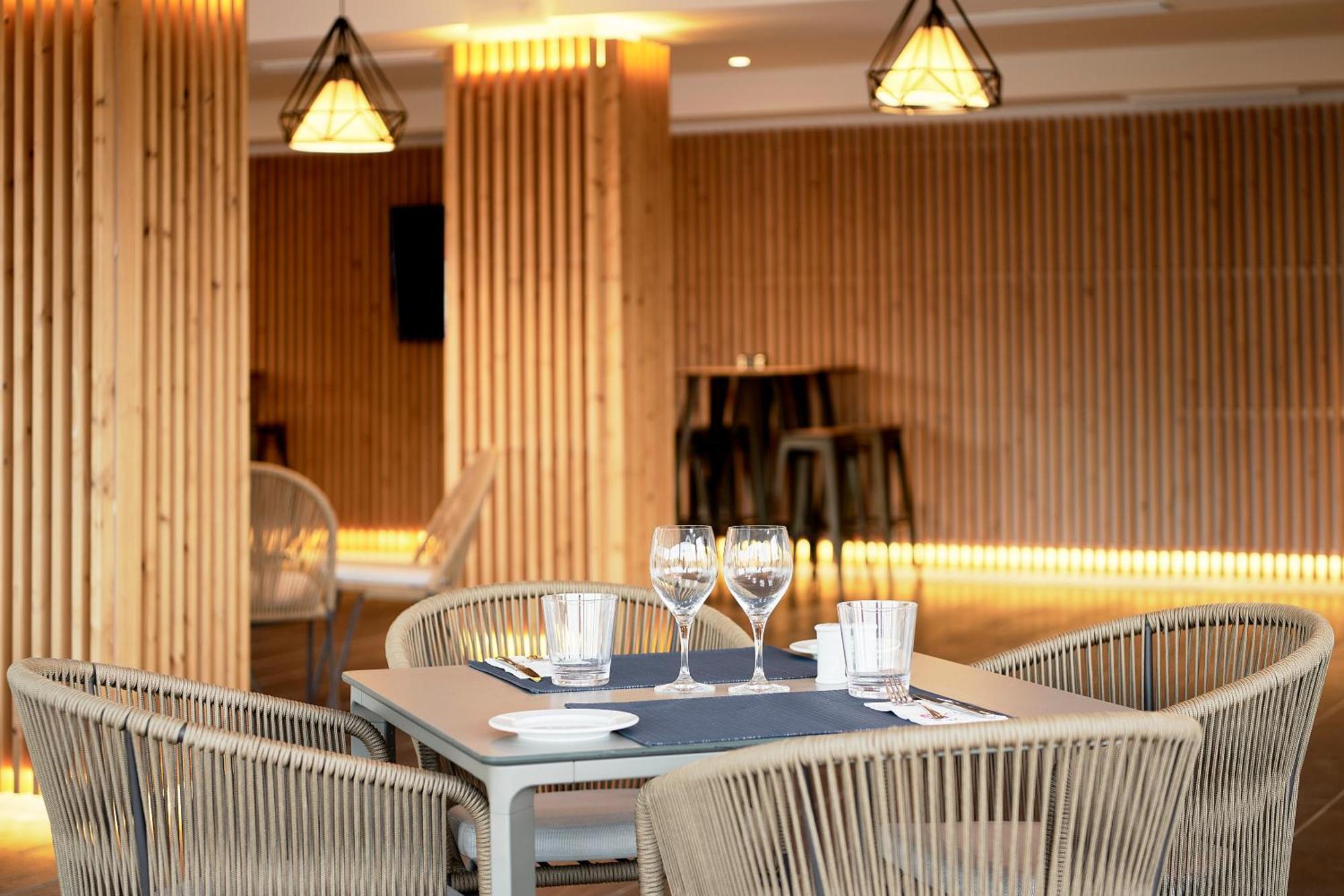 Exe Portals Nous (Adults Only)酒店 外观 照片